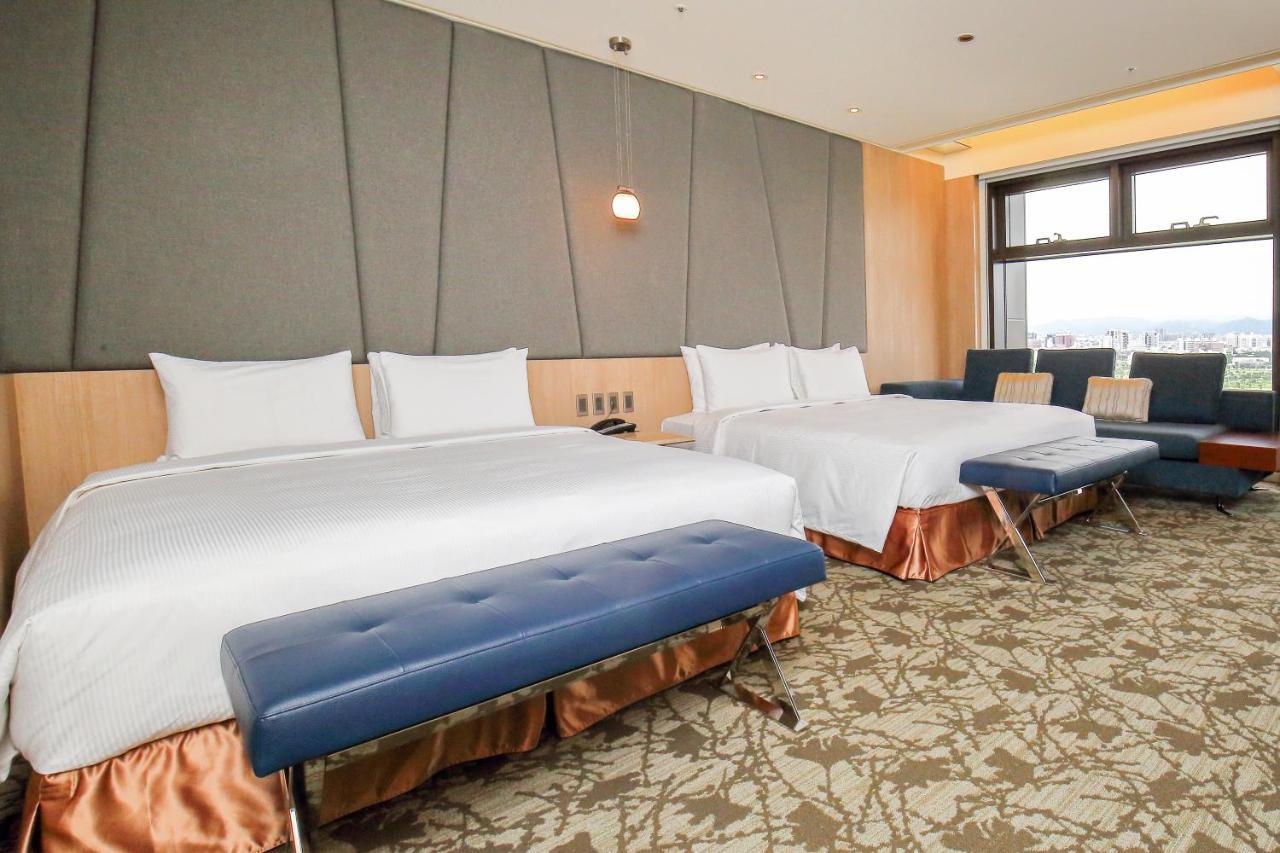 Kloud Hotel Taichung Exterior foto