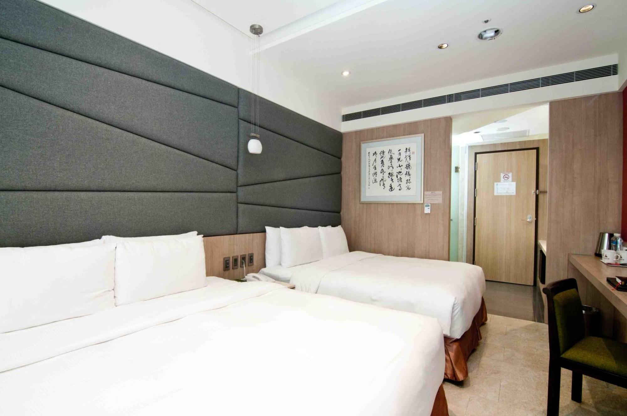 Kloud Hotel Taichung Exterior foto