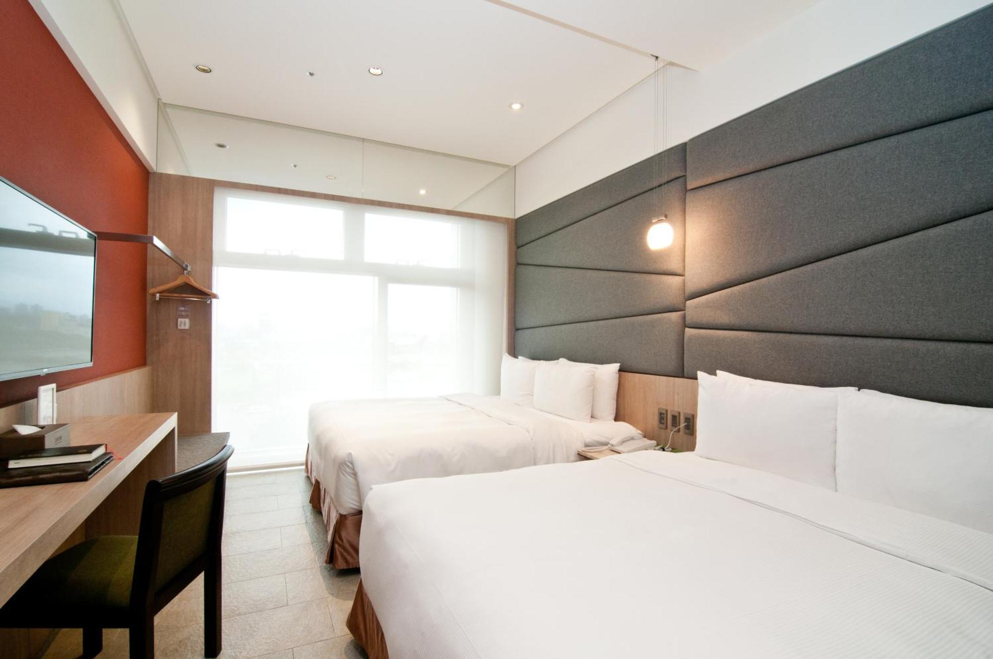 Kloud Hotel Taichung Exterior foto
