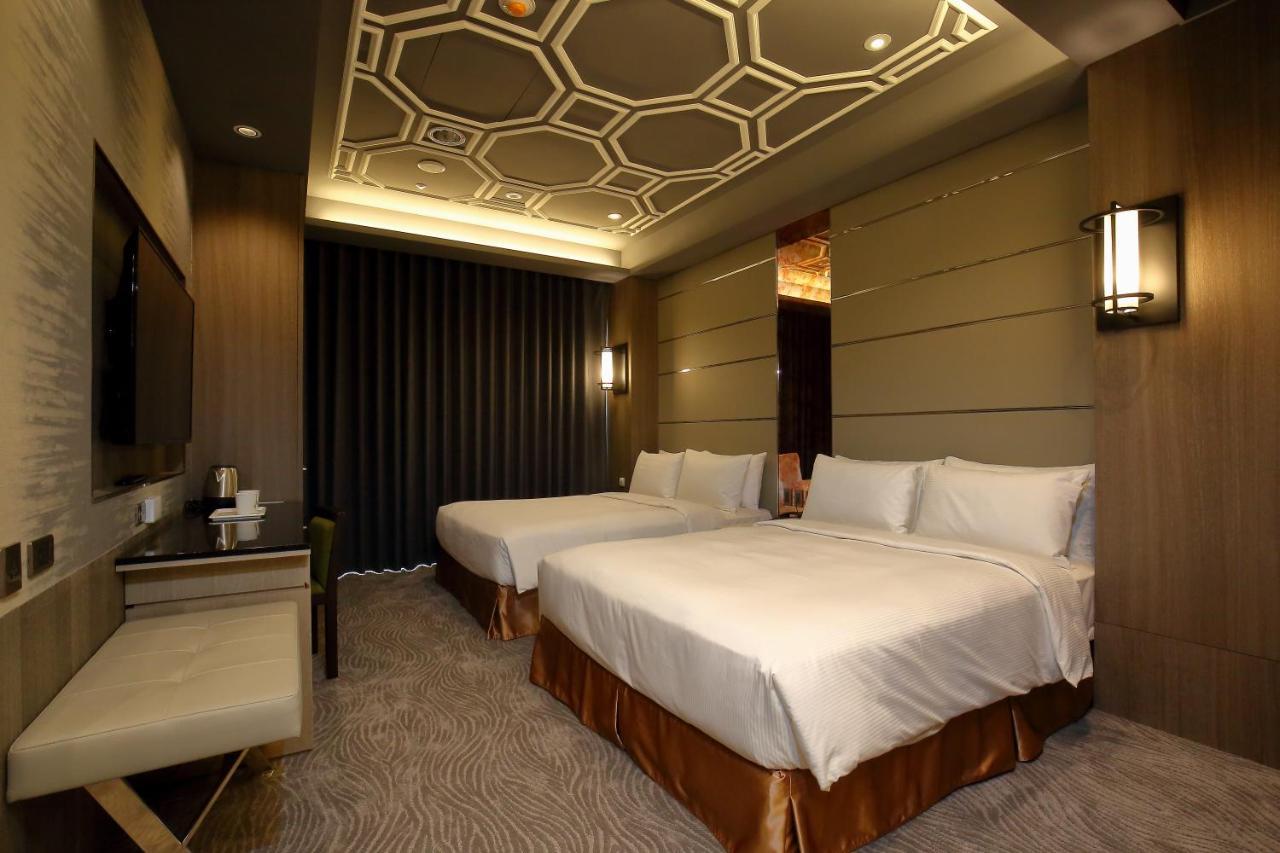 Kloud Hotel Taichung Exterior foto
